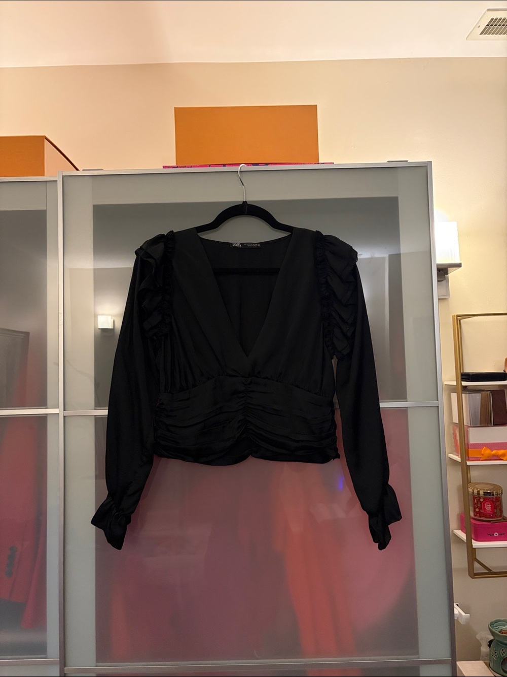 Black Ruched V-Neck Long Sleeve Top